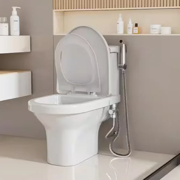 Handheld-Bidet-Sprayer-Bathroom-Installation