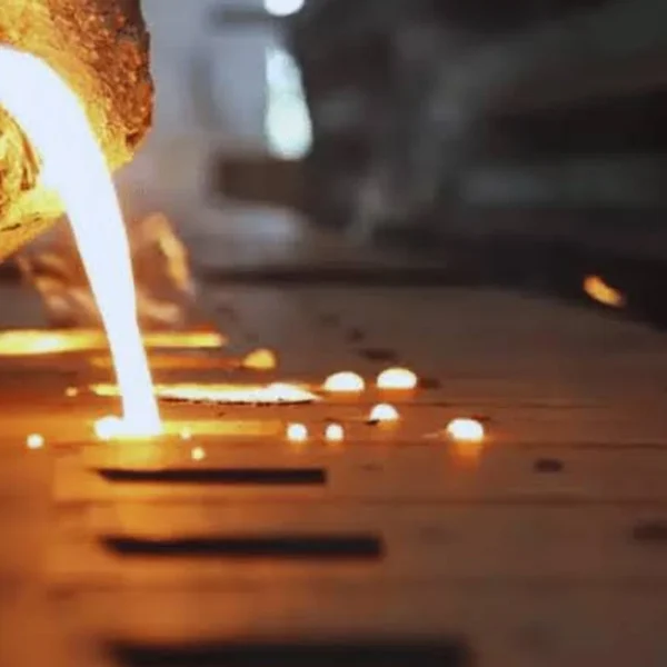 Molten-Stainless-Steel-Pouring-Ceramic-Mold