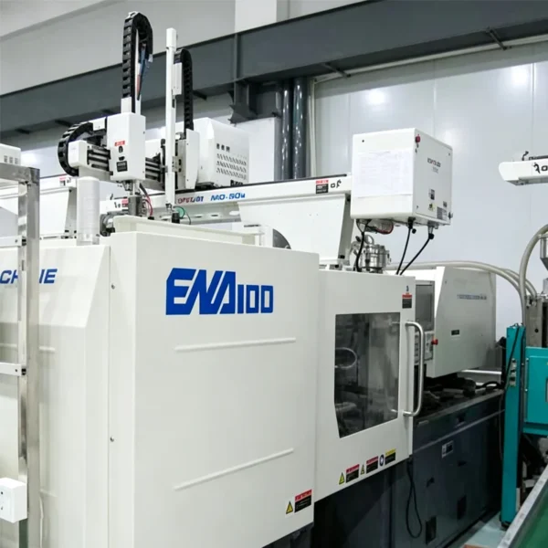 Plastic-Injection-Molding-Overhead-Shower