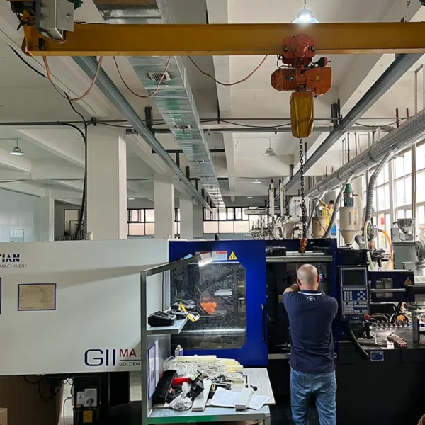 jekare-plastic-injection-molding-workshop
