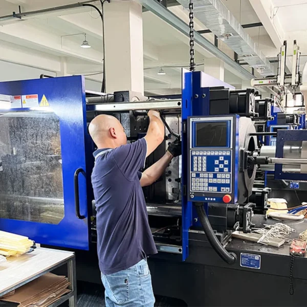 Jekare-plastic-injection-molding