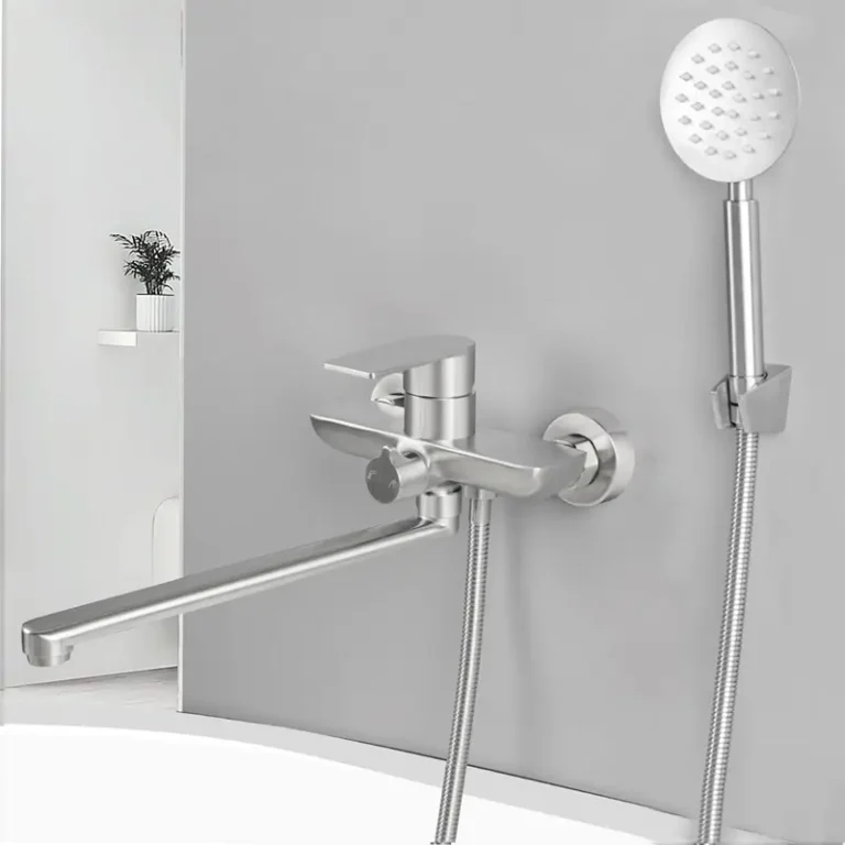 wall mounted bath mixer tap