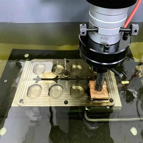 Jekare-Mirror-Sparking-EDM-Mold-Machining